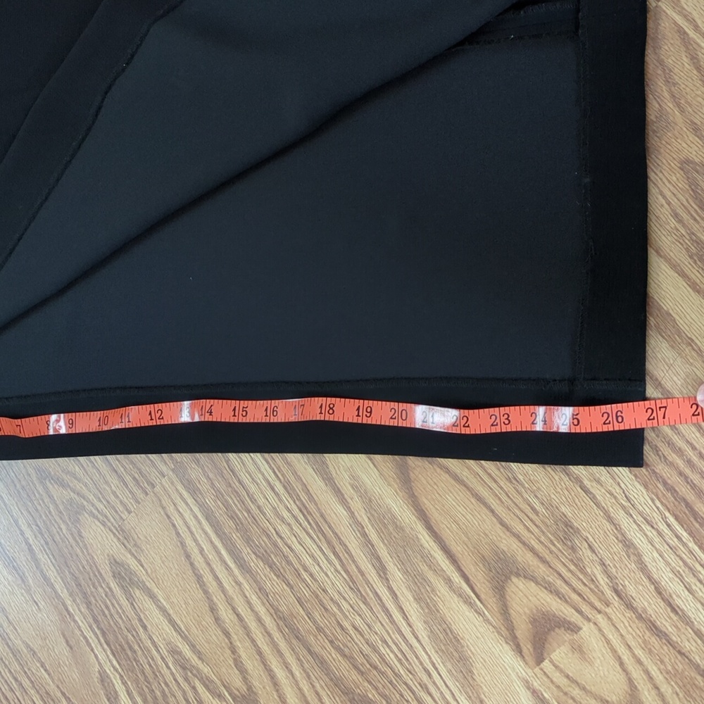 BCBG Black Plunge Neck Sleeveless Cocktail Gown - Picture 10 of 12